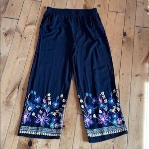 Extra Belleza Black Floral Embroidered Wide pants